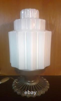 ELEGANT ART DECO MODERNIST LAMP 1930 SKYSCRAPER BUILDING BRONZE and OPALINE