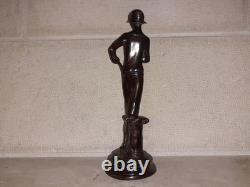 Elegant woman bronze statuette with little dog, 1920s Art Deco style, Roaring Twenties
