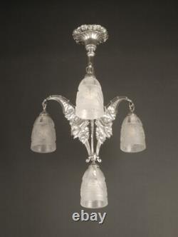 Ets L. Eliot's Art Deco Bronze Silvered and Molded-Pressed Glass Chandelier
