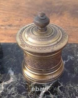 Green Marble and Gilded Bronze Inkwell in Empire Style from the Early 20th Century with its Ink Pots