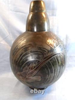 H. Grunne Rare Large Ovoid Dinanderie Art Deco Bronze Vase with Fish Design