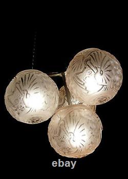 H. Petitot & Muller Suspension Art Deco Bronze Nickelé & Globes Glass Pressed