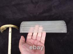 Half-moon shaped wall sconce in glass and bronze metal circa 1930 Art Deco