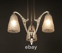 Hettier & Vincent / Model-Verdun Art Deco Silvered Bronze and Molded Glass Chandelier