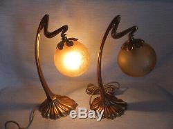 Important Pair Of Lamp In Bronze And Colored Glass Art Nouveau