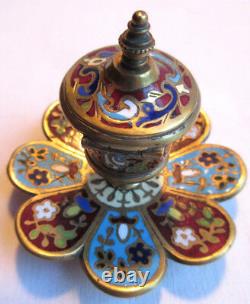 Ink Art Deco, Flower Shape With 8 Petals, Blue And Garnet Partitioned, Marked 875