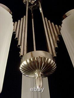 L. Vandamme Suspension Art Deco Skyscraper Bronze Nickelé & Globes Pressed Glass