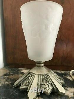 Lamp Art Deco Sign Muller Tulip Bowl Obus Donna Degue Maynadier Chandelier