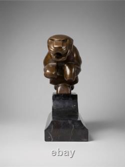 Large Art Deco Jaguar sculpture in patinated bronze on an architectural black base