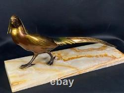 Large subject of a pheasant in iridescent bronze on an onyx terrace, Art Deco period