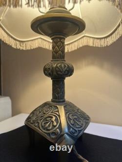 Le Verrier Art Deco bronze table lamp, H. 20 cm