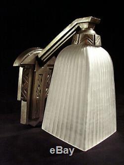 Lebreton & Usdin Applies Modernist Art Deco Bronze And Nickel Tulip 1930