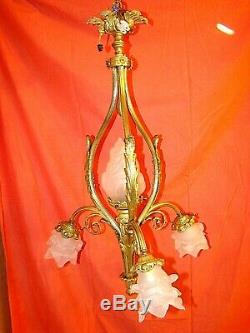 Luster Bronze With 3 + 1 Tulips Louis XVI Style Flame Time Early Twentieth
