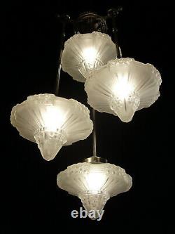 Lustre Or Suspension Art Deco In Nickeled Bronze And Glass Globes Pressed 1930