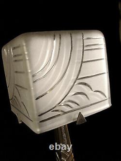 Modernist Art Deco Lamp In Nickelé Bronze And Glass Cube Thickened 1930