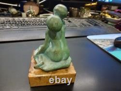 Mother and Child bronze, France Art Deco, signed Bofill, green patina, weight 265 g, height 8 cm