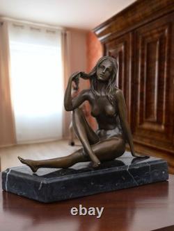 Nude Woman Statuette in Ancient/Art Deco Style Bronze Sculpture