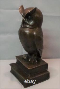 Owl Statue Sculpture in Art Deco and Art Nouveau Styles