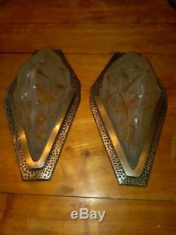 Pair Of Art Deco Wall Sconces Degue Glass / Bronze Paste Muller Des Hanots Gilles