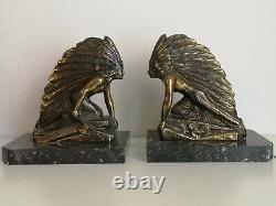 Pair Of Greenhouse Art Deco Books The Indians, Regulates Bronze Patina, Marble Base