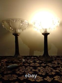 Pair of Art Deco bronze bedside lamps with bowls, signed EZAN