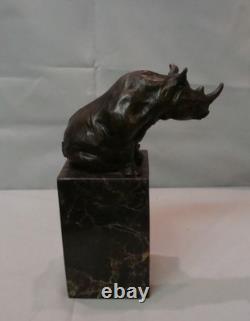 Rhinoceros Statue Sculpture in Animalier Style, Art Deco Style, Art Nouveau Bronze ma