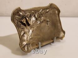 School of Nancy / Art Nouveau Fromont Bowl in Bronze with Columbines 1900