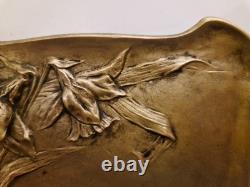School of Nancy / Art Nouveau Fromont Bowl in Bronze with Columbines 1900