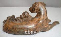 Sculpture of Hunting Dog Animalier in Art Deco and Art Nouveau Style Bronze