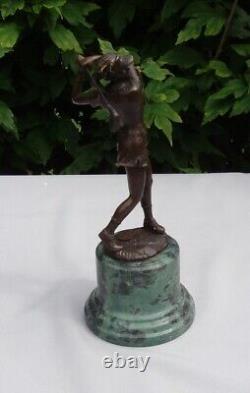 Sculpture of a Golfer in Art Deco Style Art Nouveau Solid Bronze