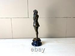 Sharing Sculpture the Sad Girl in Bronze Art Deco after Demetre Chiparus