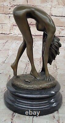 Signed High Quality Cesaro Art Deco Bronze Girl Base Statue Sale