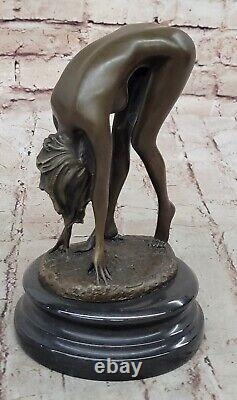 Signed High Quality Cesaro Art Deco Bronze Girl Base Statue Sale