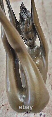 Signed High Quality Cesaro Art Deco Bronze Girl Base Statue Sale