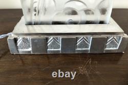 Silvered bronze lamp, Art Deco molded pressed glass plaque, 1930, attributed to Etling Sabino