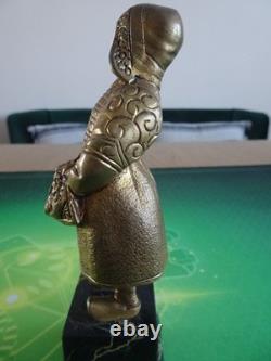 Small gilded bronze sculpture Art Deco period signed DEGRANGE height 16cm. Excellent condition.