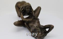 Solid Bronze Couple Sculpture in Sexy Art Deco Style Art Nouveau Statue