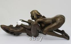 Solid Bronze Couple Sculpture in Sexy Art Deco Style Art Nouveau Statue