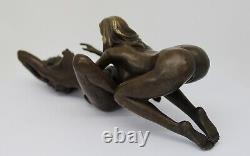 Solid Bronze Couple Sculpture in Sexy Art Deco Style Art Nouveau Statue