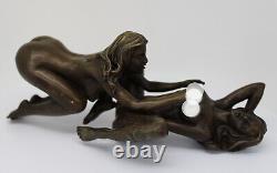 Solid Bronze Couple Sculpture in Sexy Art Deco Style Art Nouveau Statue