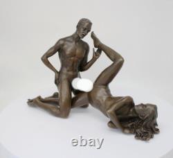 Statue Sculpture Couple Sexy Style Art Deco Style Art Nouveau Bronze Massive Sign