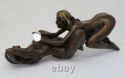 Statue Sculpture Couple Sexy Style Art Deco Style Art Nouveau Bronze Solid Sign