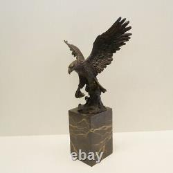 Statue Sculpture Eagle Bird Animal Art Deco Style Art Nouveau Bronze