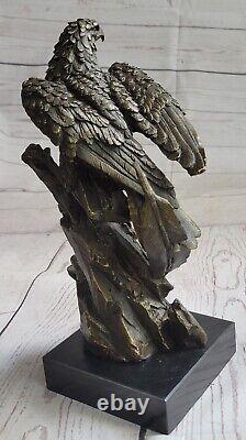Statue Sculpture Eagle Bird Faune Art Deco Style Art New Style Bronze