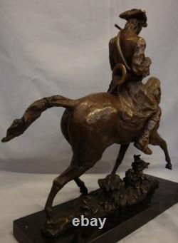 Statue Sculpture Horse Hunting Animal Valet Art Deco Art Nouveau Style
