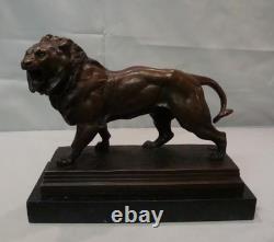 Statue Sculpture Lion in Animalier Style, Art Deco Style, Art Nouveau, Solid Bronze S