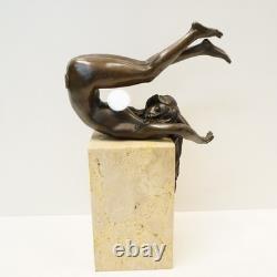 Statue Sculpture Sexy Dancer Pin-up Style Art Deco Style Art Nouveau Bronze
