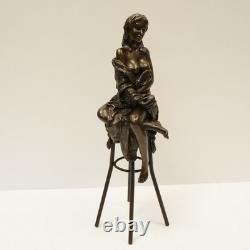Statue Sculpture of a Sexy Young Woman in Art Deco / Art Nouveau Style, Solid Bronze