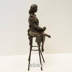 Statue Sculpture of a Sexy Young Woman in Art Deco / Art Nouveau Style, Solid Bronze