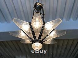 Superb Art Deco Chandelier 8 Plates